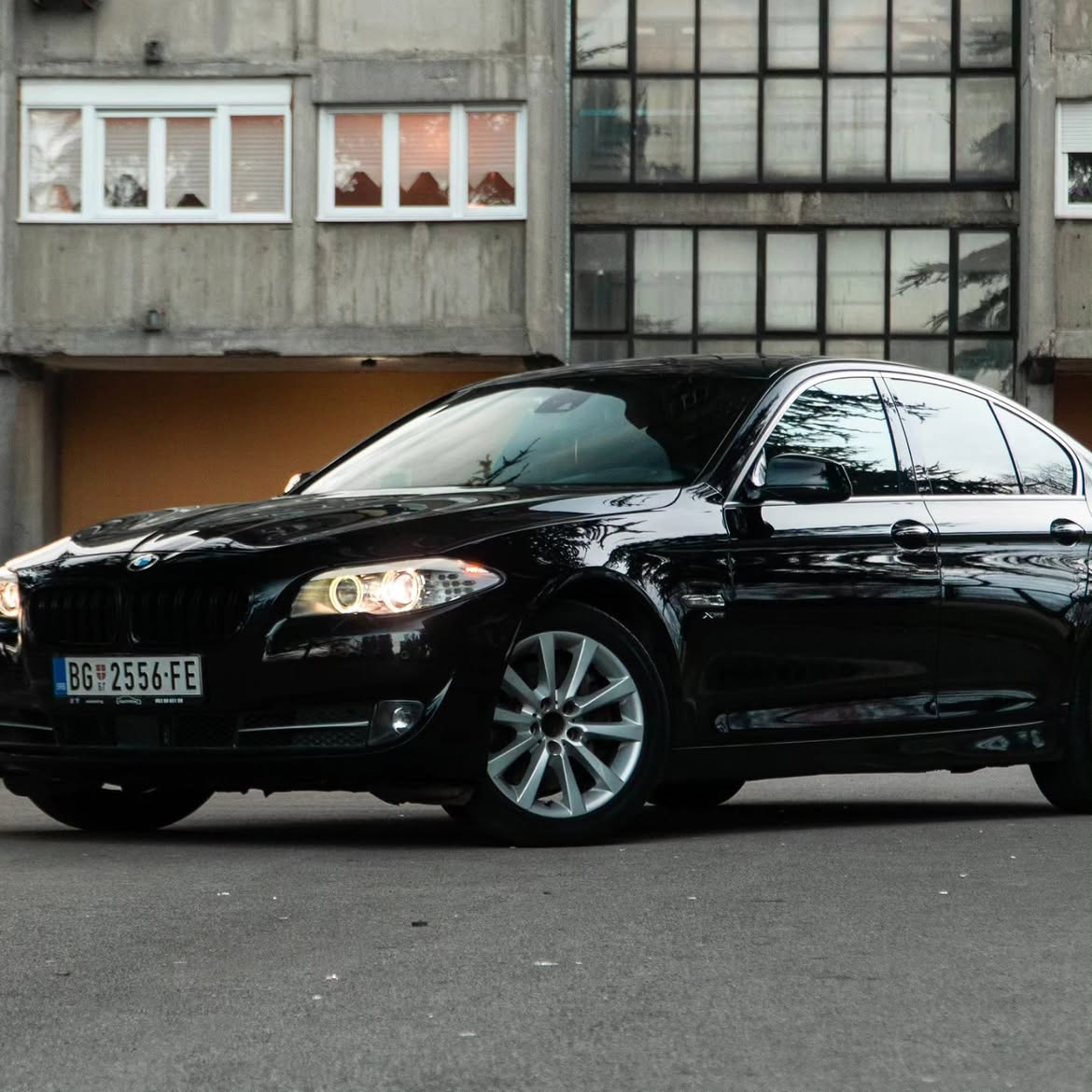 BMW F10 — foto 1